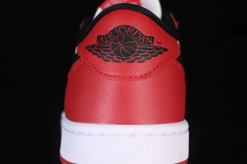 All categories Air Jordan Jordan series basketball shoes Air Jordan 1 Low G version pure original Air Jordan 1 Low OG AJ1 Joe 1 white red black hook low-top casual sneakers HQ6998-600